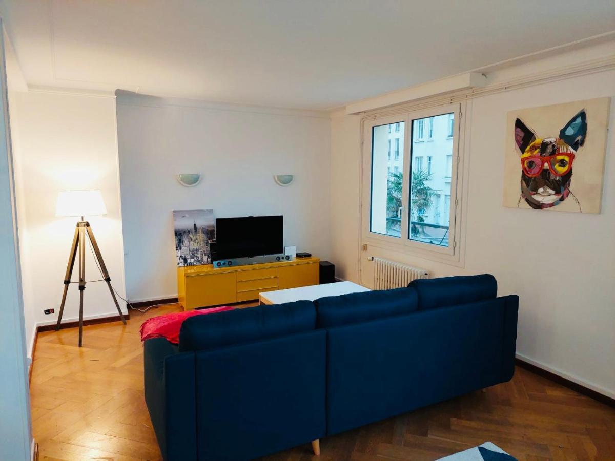 Charmant Appartement De Coeur De Ville - 2 Chambres Lits Queen Size - Netflix - Wifi شيربوغ أون كوتننتين المظهر الخارجي الصورة