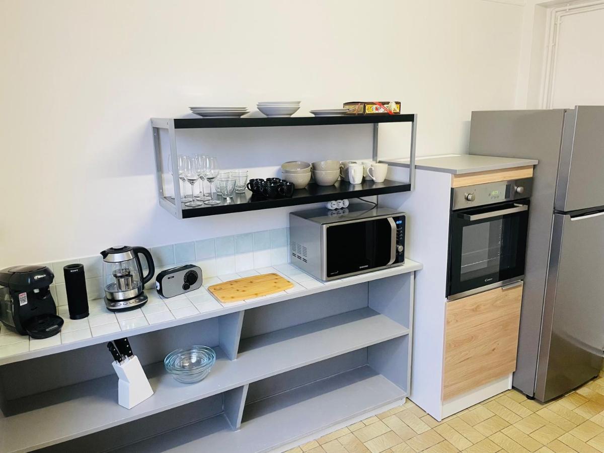 Charmant Appartement De Coeur De Ville - 2 Chambres Lits Queen Size - Netflix - Wifi شيربوغ أون كوتننتين المظهر الخارجي الصورة